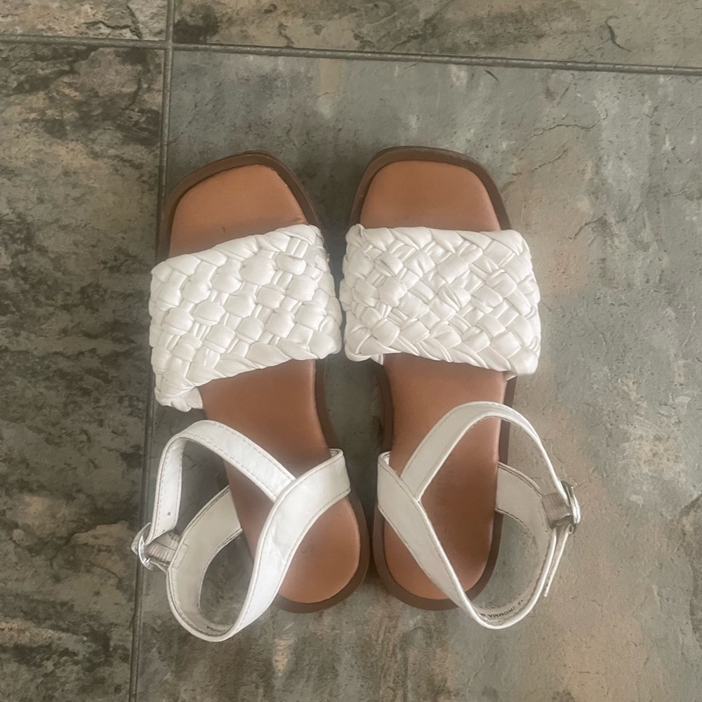 Girl white Sandals